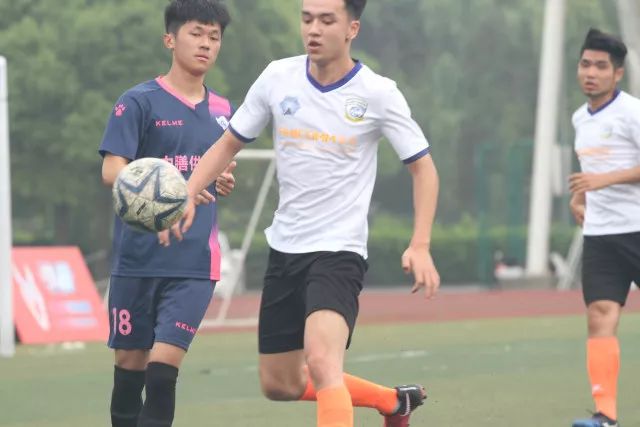 3900 万镑剑指旧部！穆帅未上任先挖热刺，皇马右路迎来颠覆性改造
